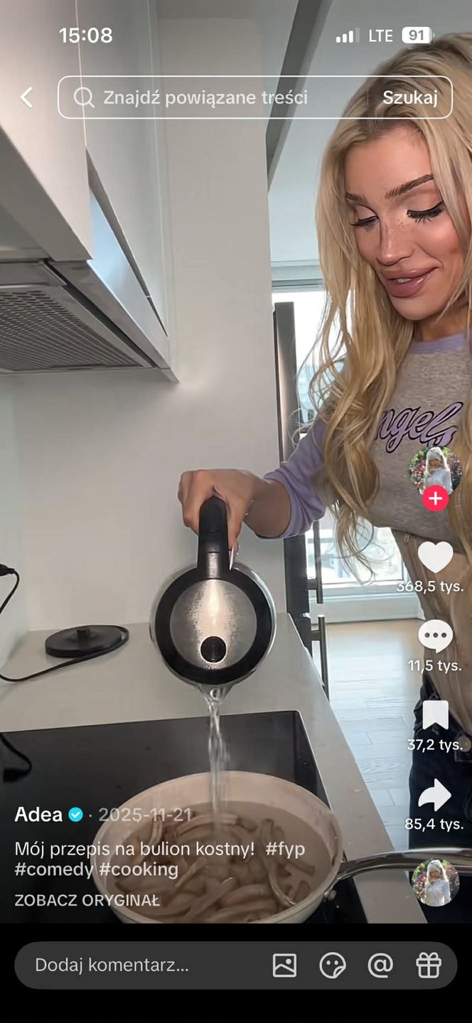 Adea ugotowała bulion "z własnych żeber"