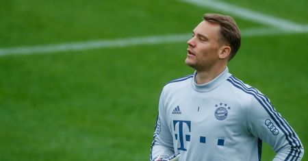 Manuel Neuer oszalał na punkcie 19-letniej blondynki. Co z rozwodem?