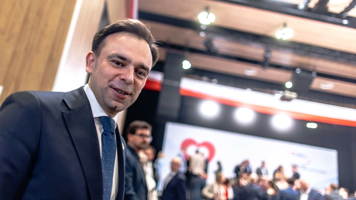 "Teatr bez realnych skutków". Minister finansów reaguje na decyzję Nawrockiego