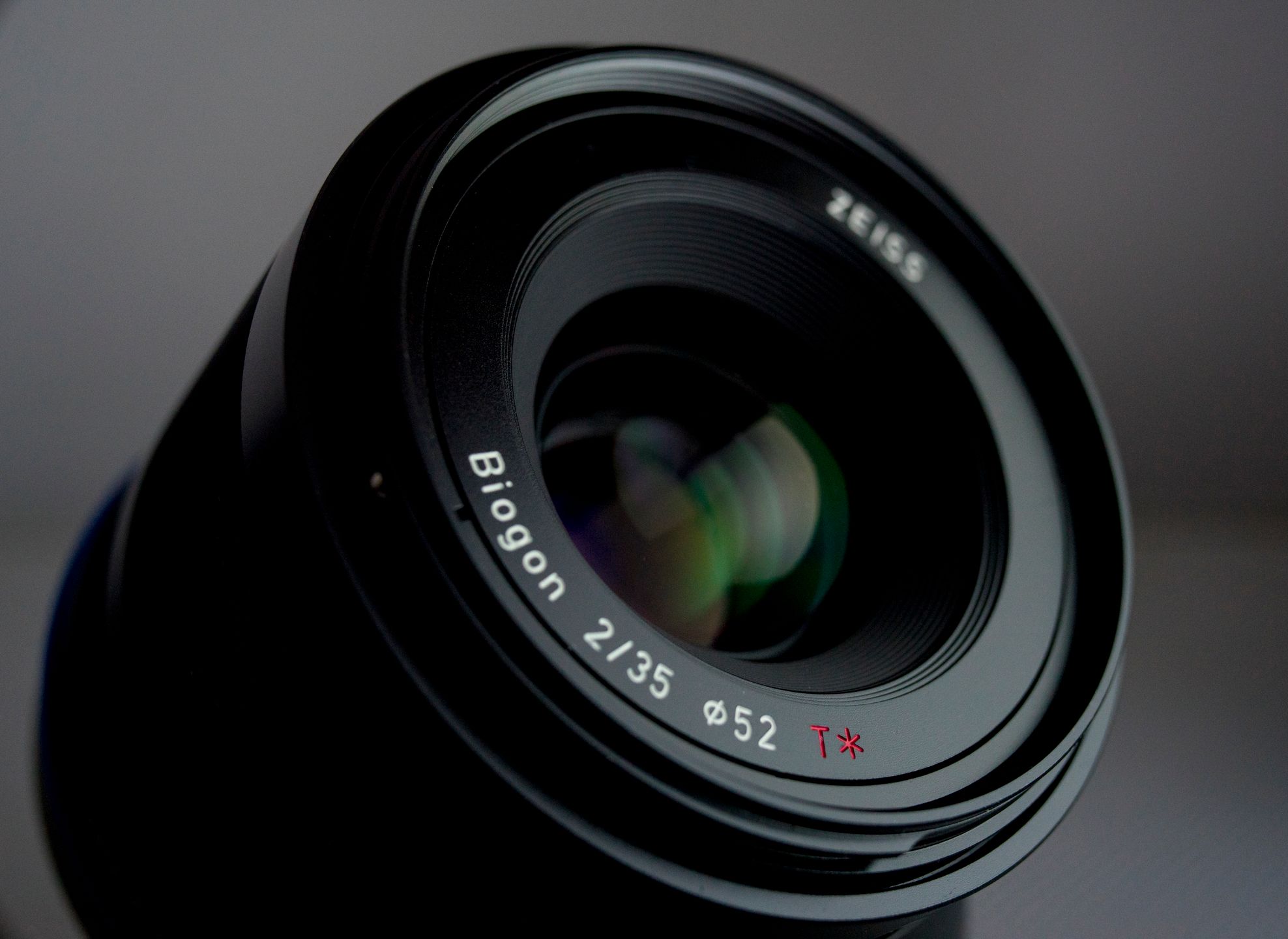 Trzydzieści pięć milimetrów najlepszej klasyki dla bezlusterkowców - Zeiss Biogon ZM 35 mm f/2 6