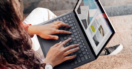 Laptop do codziennych zadań. Nie przegap tych okazji!