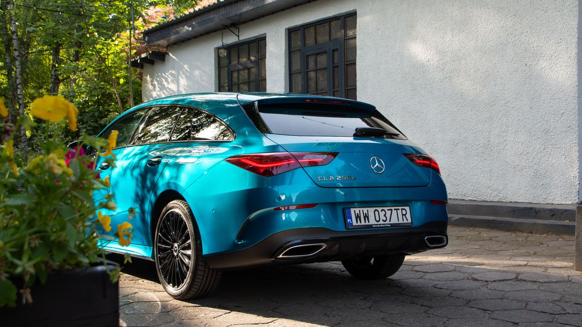 Mercedes-Benz CLA 250e Shooting Brake