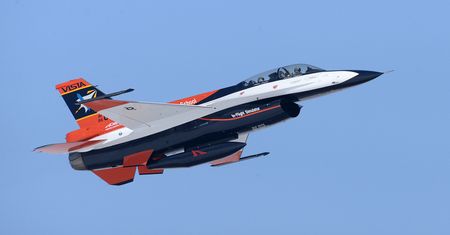 Myśliwce sterowane przez AI. Amerykanie chcą mieć nawet 1000 takich maszyn