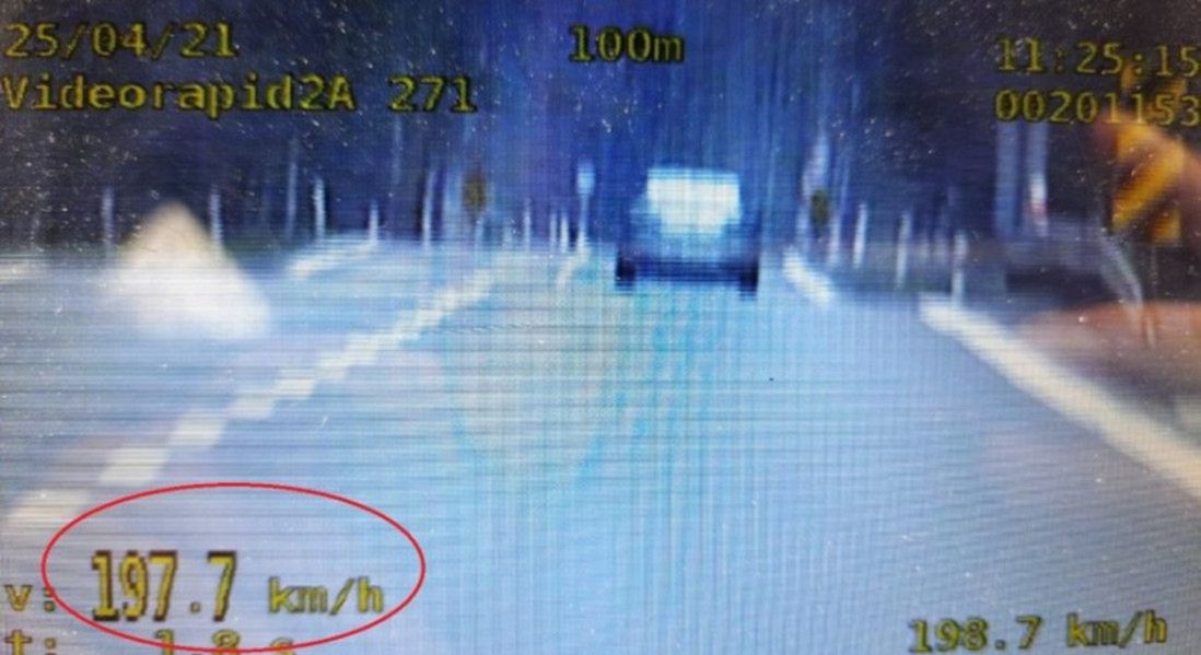 Jechała prawie 200 km/h. Prawo jazdy straciła już wcześniej