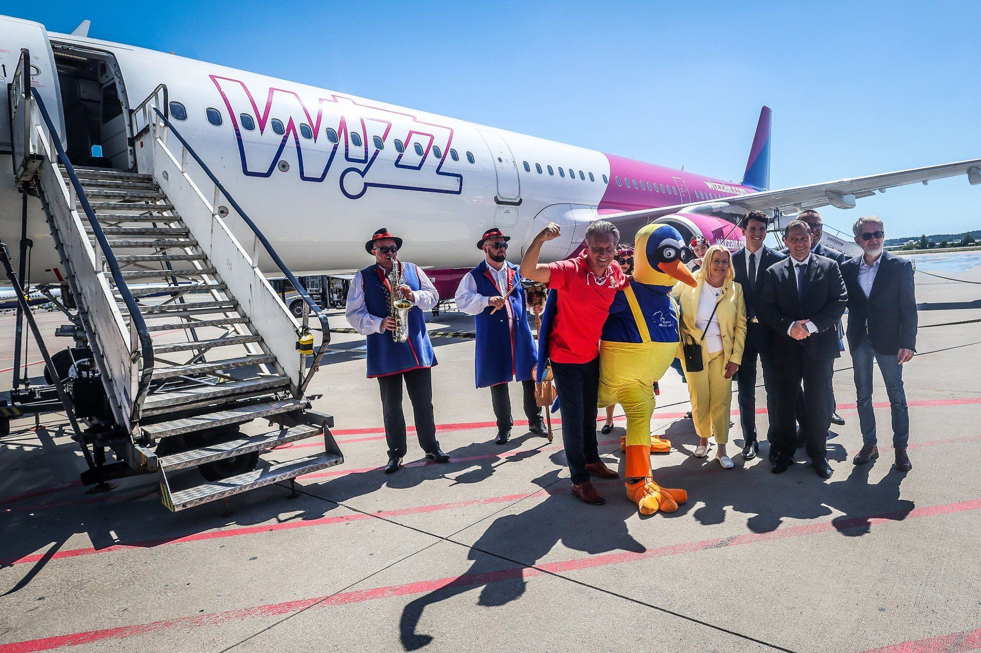 Powitanie samolotu Wizz Air z Budapesztu