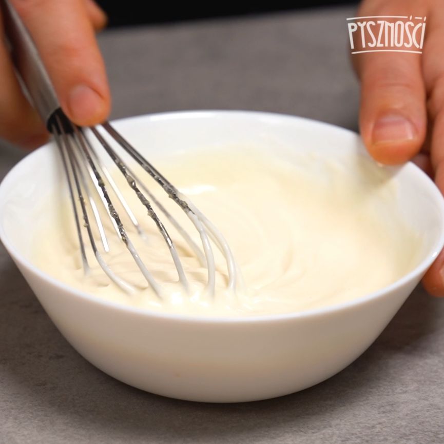 Yogurt-mayonnaise sauce