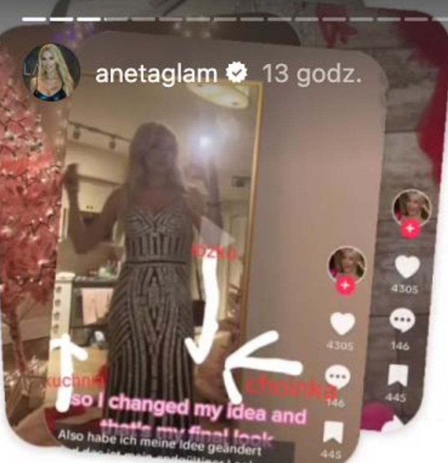 Caroline Derpienski przed lustrem w swoim mieszkaniu w Miami