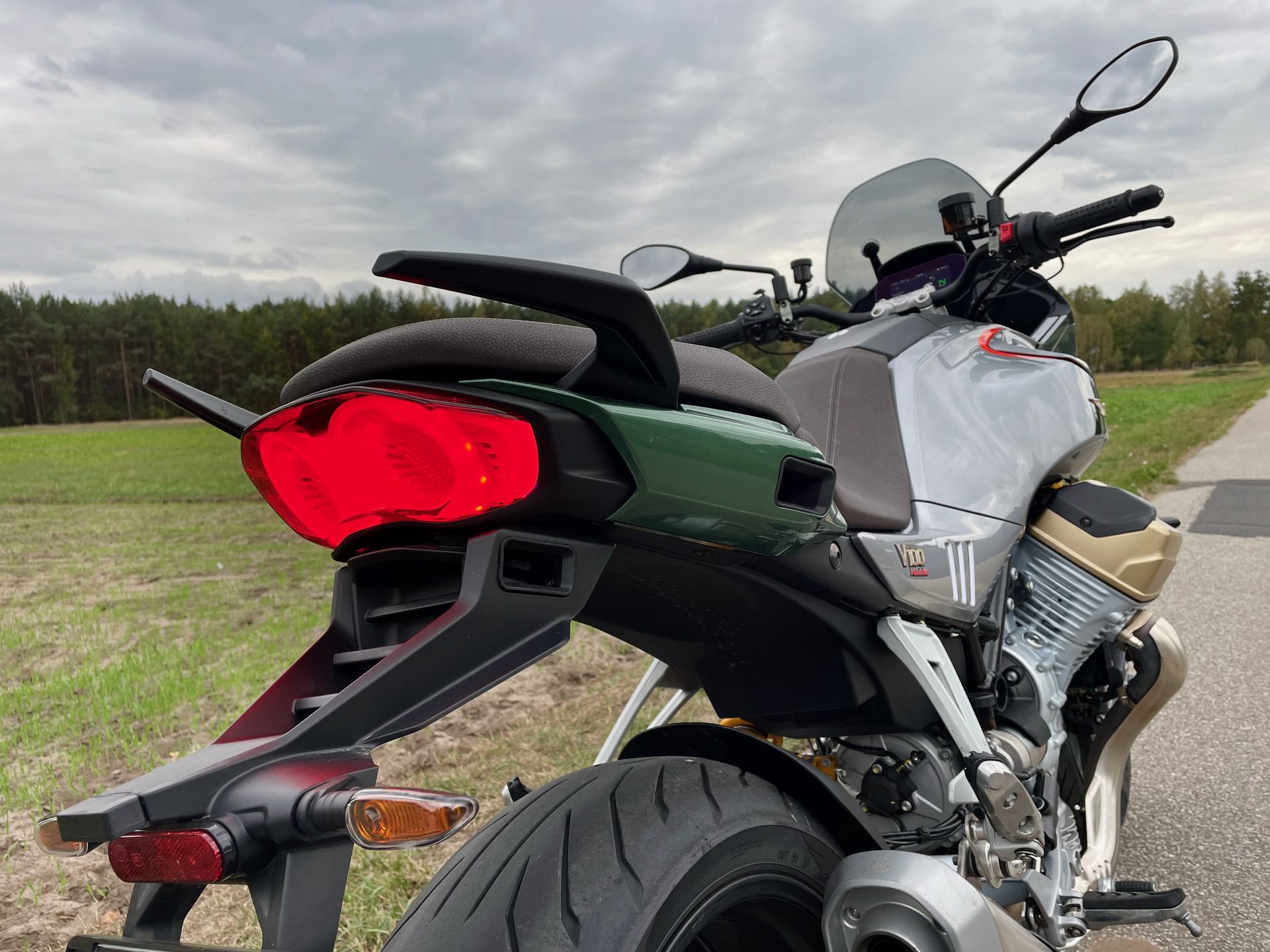 Moto Guzzi V100 Mandello