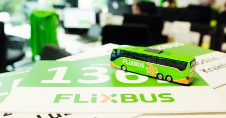 Warszawa. FlixBus uruchamia kolejne połączenia ze stolicy