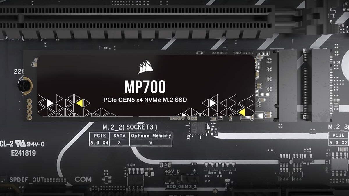 Dysk SSD Corsair MP700.