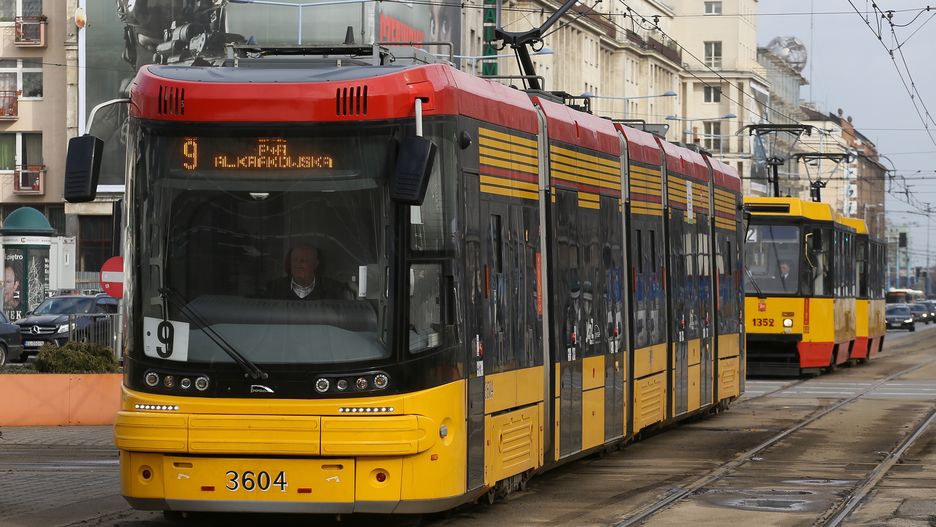 Warszawa. Zmieni się rozkład kursowania linii autobusowych i tramwajowych
