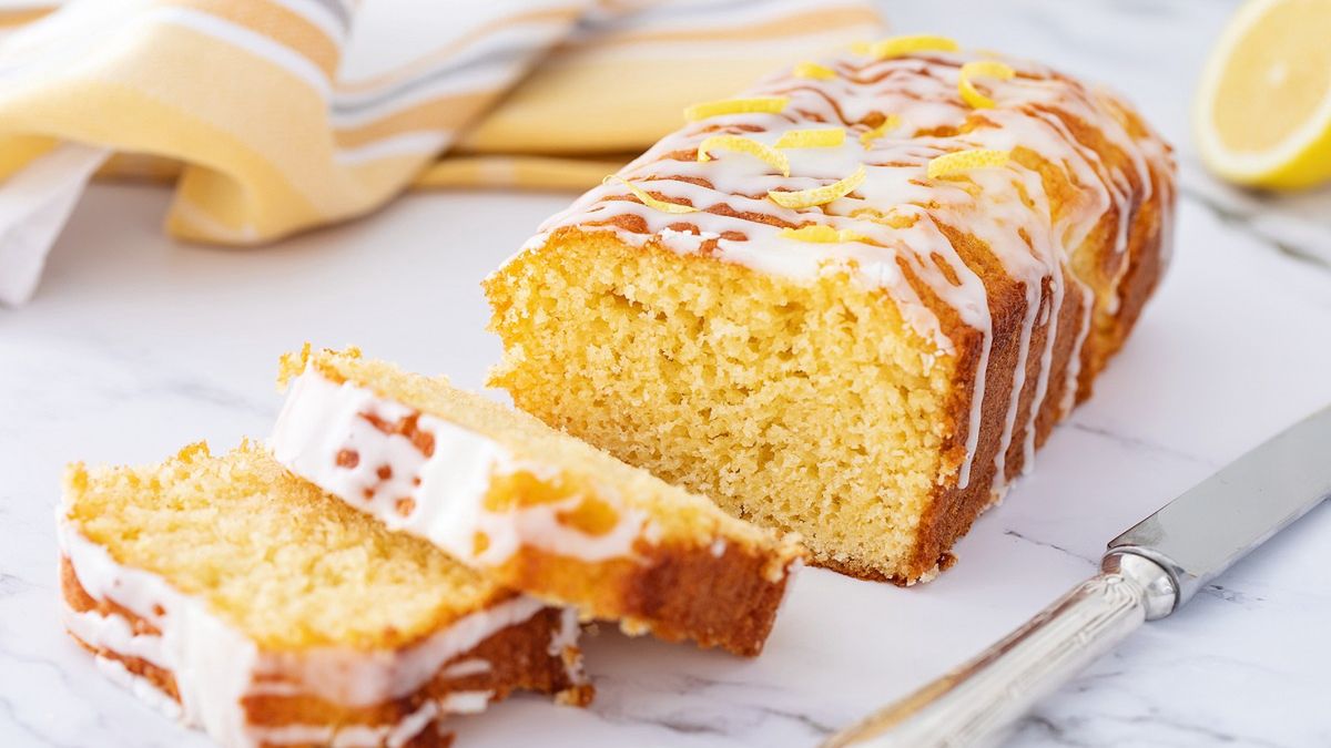 Szybkie i proste ciasto cytrynowe.