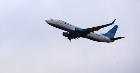 Problemy Nawalnego. Musiał lądować na innym lotnisku