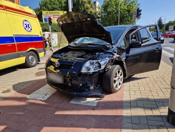 Lublin: Zderzenie aut na ul. Krańcowej. Utrudnienia z przejazdem po najechaniu toyoty na audi