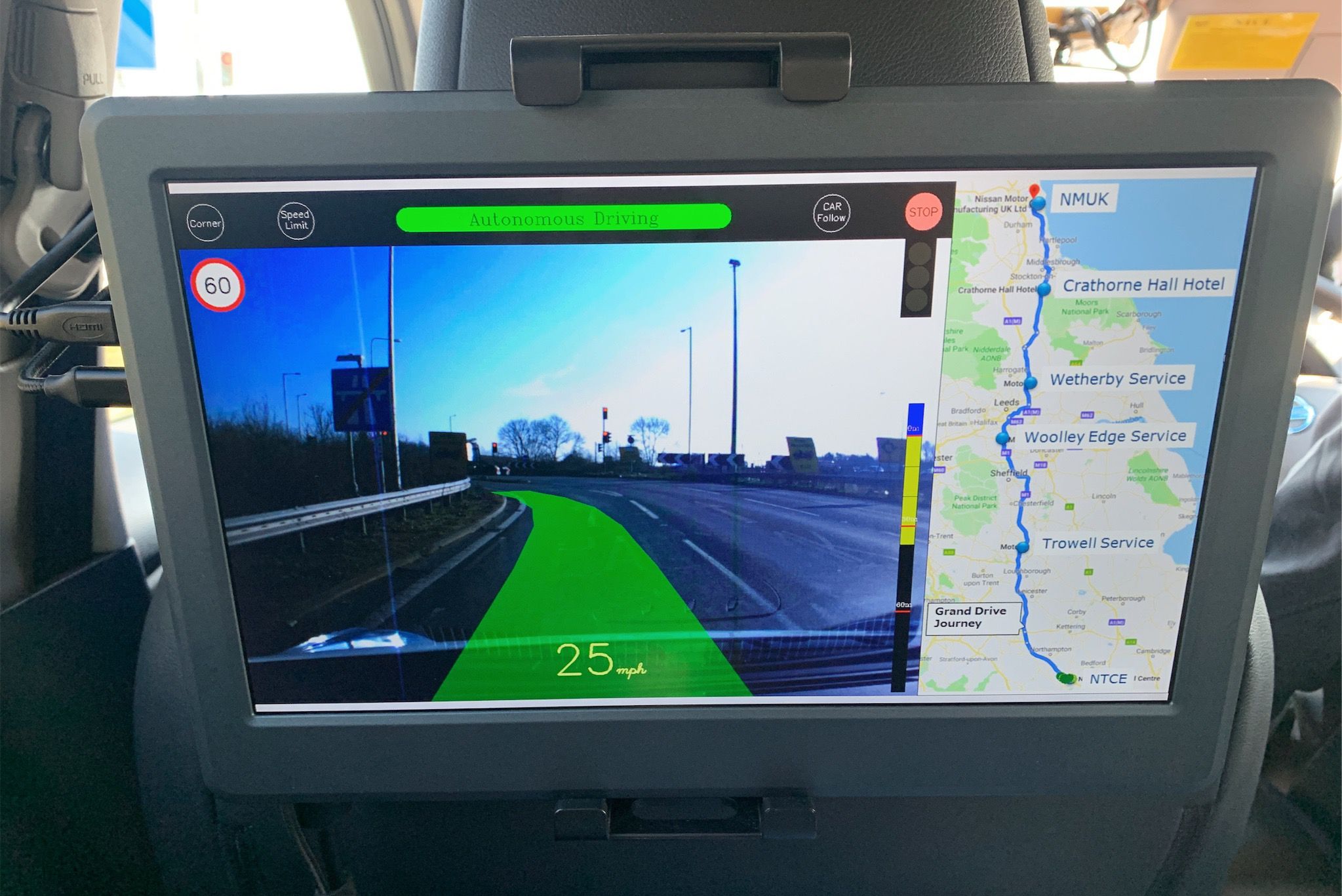 Oto co "widzi" autonomiczny leaf