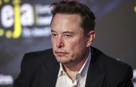 SpaceX, Tesla i xAI Elona Muska rozmawiają o fuzji