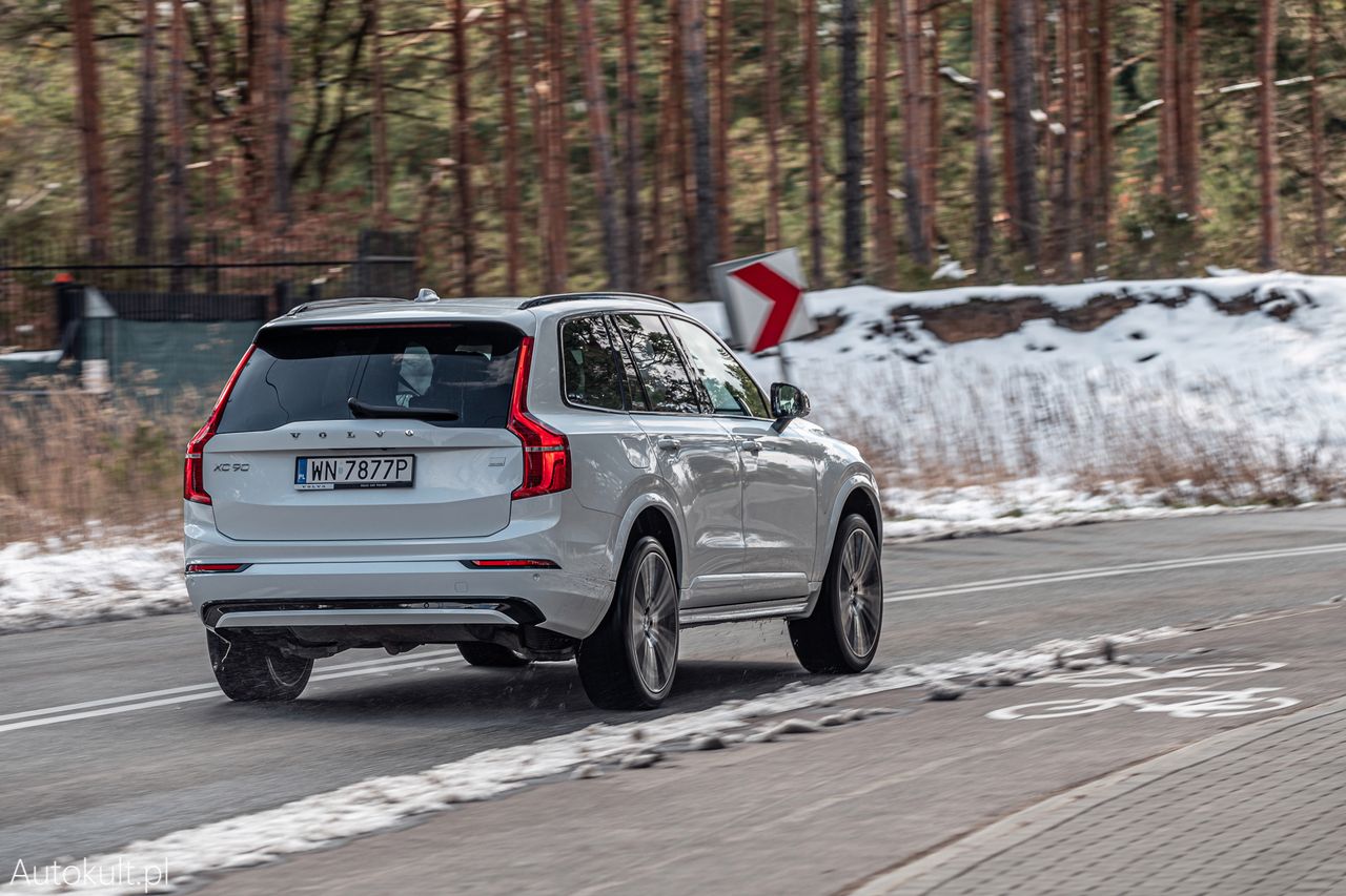 Volvo XC90 T8 Recharge (2022)