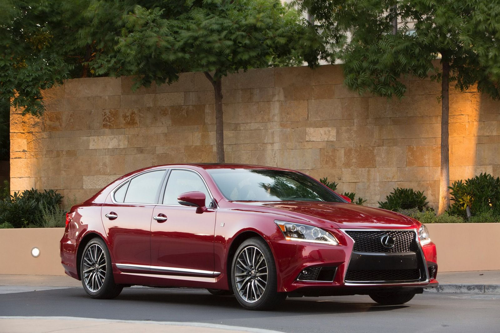 Lexus LS460, LS460 F-Sport oraz LS600h L [galeria] 46