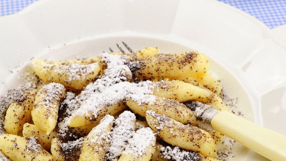 Tradycyjne, bronowickie kluski z pyszną masą makową.