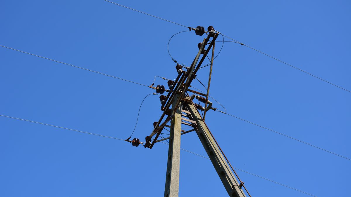 W grudniu URE zdecyduje ws. cen prądu w 2023 r. 