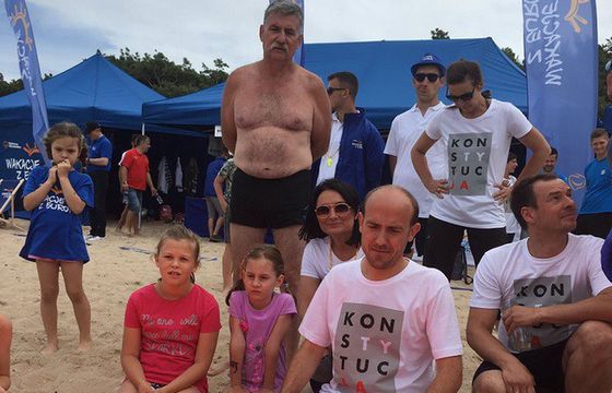 Żarty dziennikarzy w plażowych eventów Platformy Obywatelskiej. „Absurdalny, infantylny pomysł”