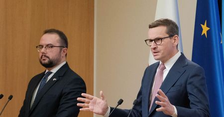 Pieniądze z UE dla Polski. Wiceszef MSZ: jest zasada solidarności