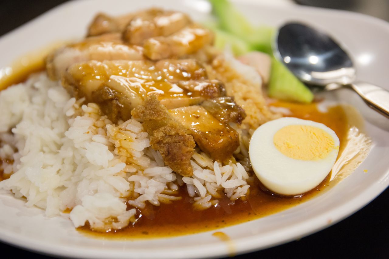 You can serve the cabman's goulash with rice.