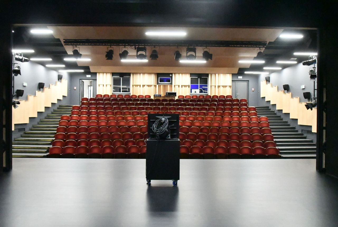 Kielce: Modernizacja Wojewódzkiego Domu Kultury idzie pełną parą