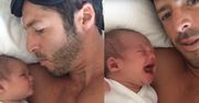 Ten tata podbił sieć niezwykłym sposobem uspokajania dziecka