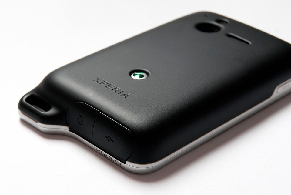 Sony Ericsson Xperia active - multimedialny maluch dla aktywnych [test] 3