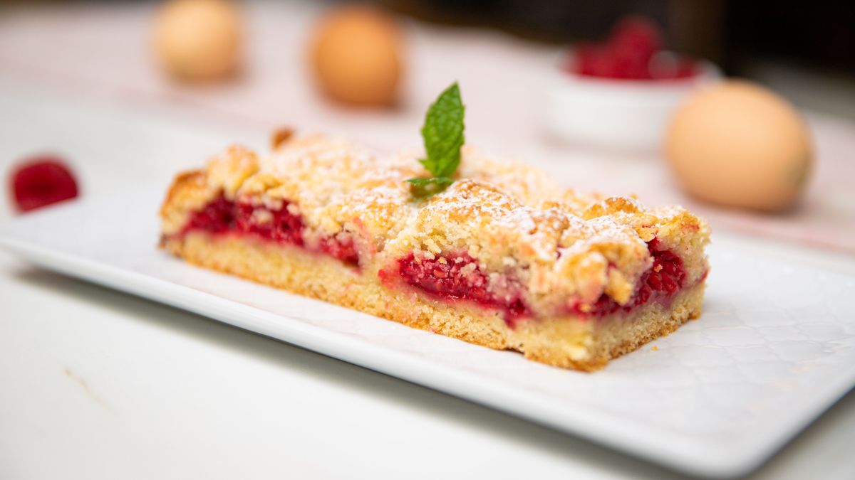 Malinowiec na kruchym cieście