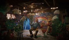 Selfie z jednorożcem dziadka i inny rodzaj świąt Bożego Narodzenia w kampanii Orange (wideo)