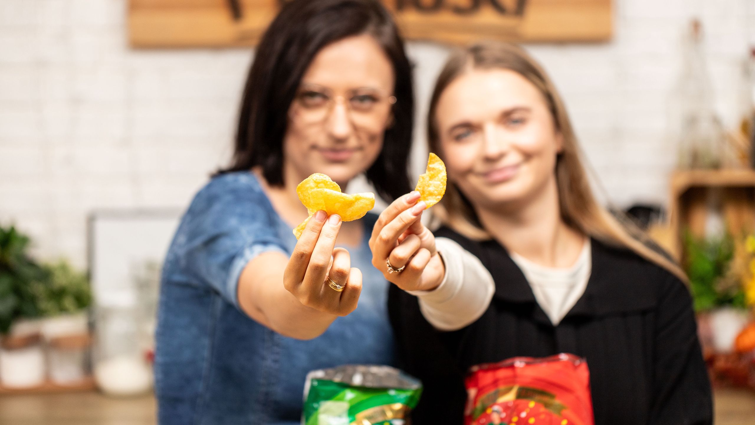Chipsy jabłkowe i chipsy żurawinowe - czy to się da zjeść?