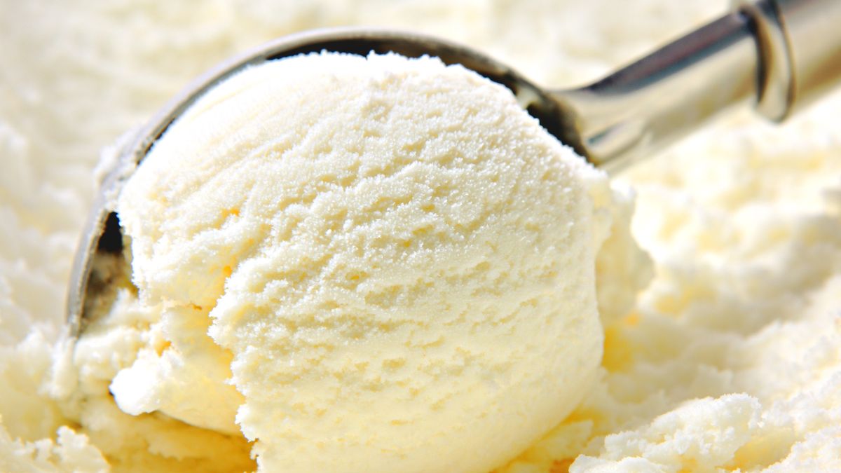 Domowe lody sernikowe są lepsze niż z lodziarni