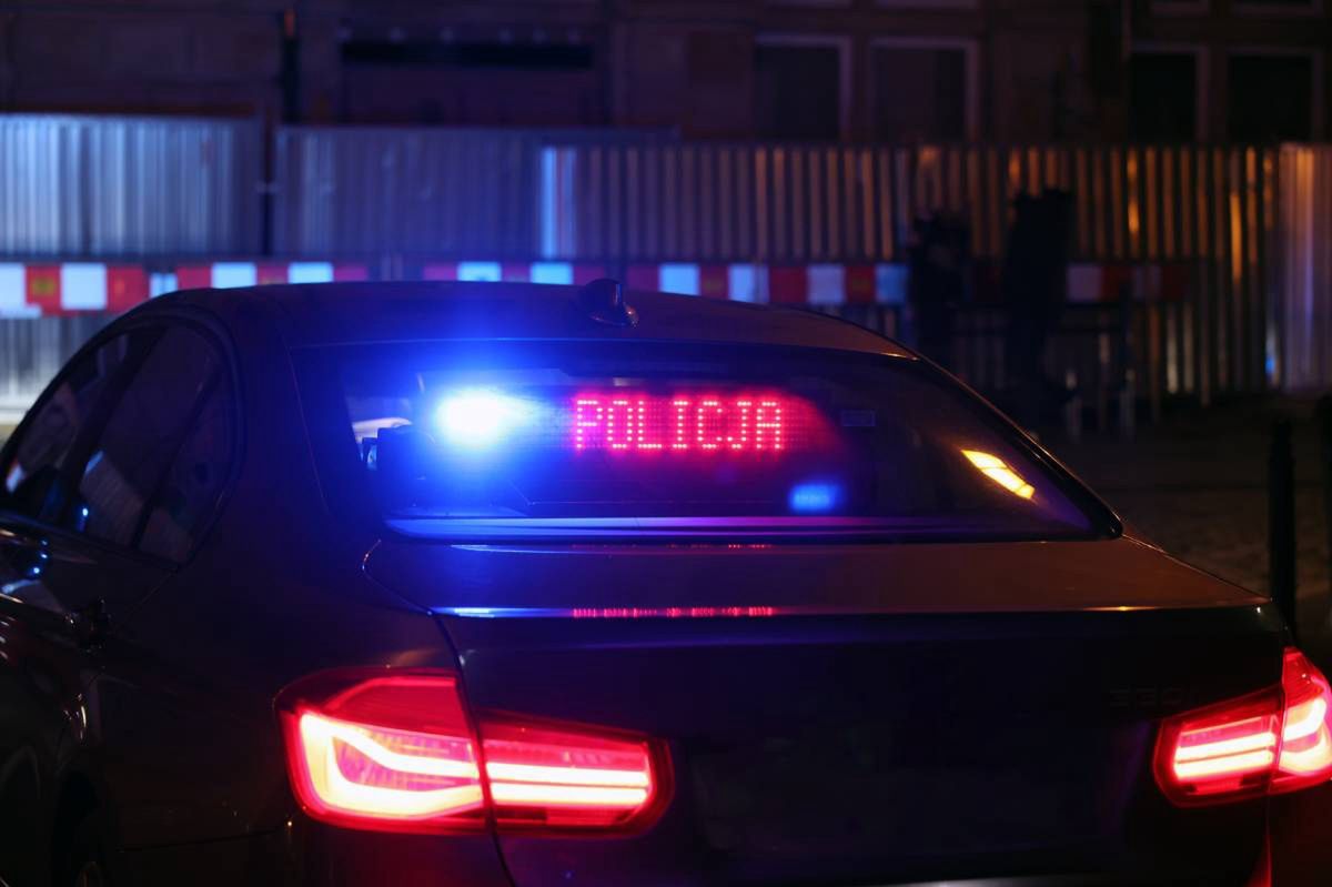 Świecie: Policjanci dostali nieoznakowany radiowóz - hybrydowy
