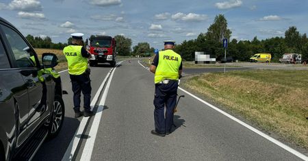 Czołowe zderzenie na DK53. Motocyklista zginął na miejscu