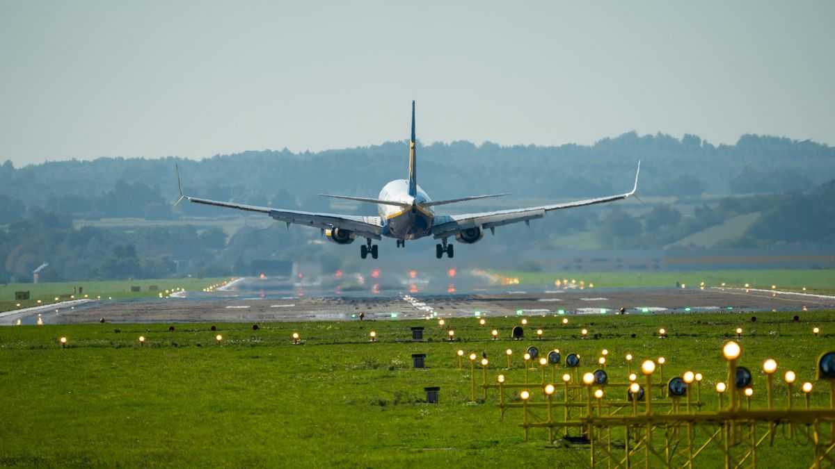 samolot, lotnisko, lądowanie, kraków, balice, lotnictwo