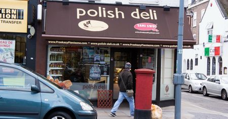 Stracili przez brexit. Rusza pomoc, z której skorzystają też Polacy