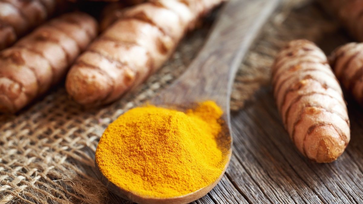 Kurkuma to nie tylko zwyczajna przyprawa. Posiada leczniczą moc w łagodzeniu bólu i w stanach zapalnych