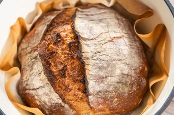 Gdy zabraknie pieczywa, robię szybki chleb na sodzie. Warto znać ten przepis