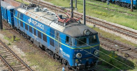 Strata PKP Cargo. Zarząd może wysłać na postojowe 30 procent pracowników