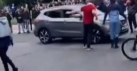 Szokujące sceny na Wyspach. 420 osób zatrzymano