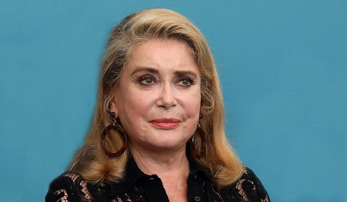 Catherine Deneuve w żałobie.