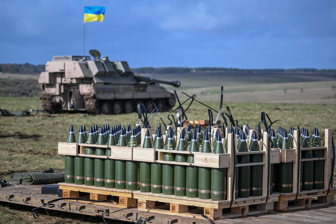 Państwa UE przekazały Ukrainie 224 tys. pocisków artyleryjskich.To nie koniec dostaw