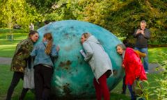 Warszawa. Wielkie jajo. Stolica zyska dzieło sztuki podziwiane przez londyńczyków