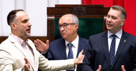 Wielka wrzawa w Sejmie. Czarzasty zaczepił Czarnka i Kowalskiego