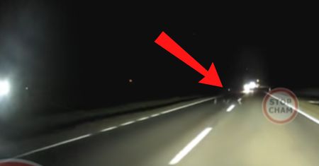 Nagle wszedł na drogę. Dramatyczne nagranie obieg sieć