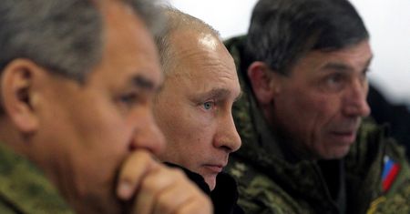 Wojna Rosji z Ukrainą wisi w powietrzu? "Biden naprawia swój błąd. Ameryka nie będzie się biernie przyglądać"