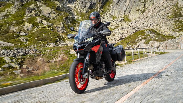 Ducati Multistrada V2 S