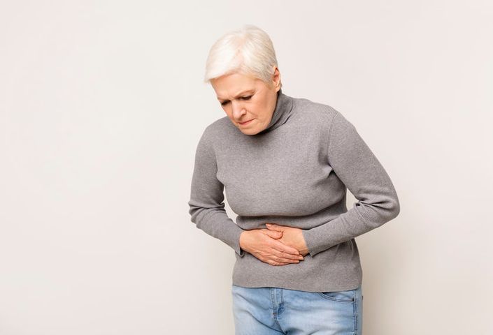 Domowe sposoby na ból żołądka sprawdzą się w różnych okolicznościach